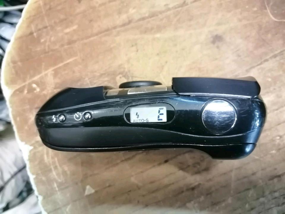 OLYMPUS MJU - 1, Analog-Kamera 2 Stück, DEFEKT!!!