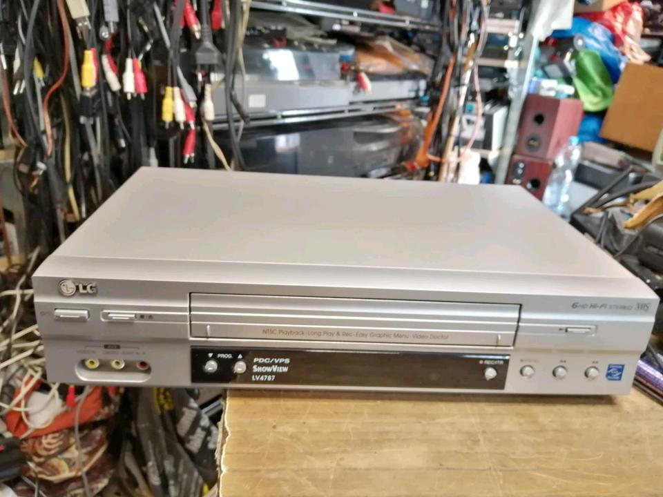 LG LV4787, Videocassettenrecorder mit Original-Fernbedienung!!