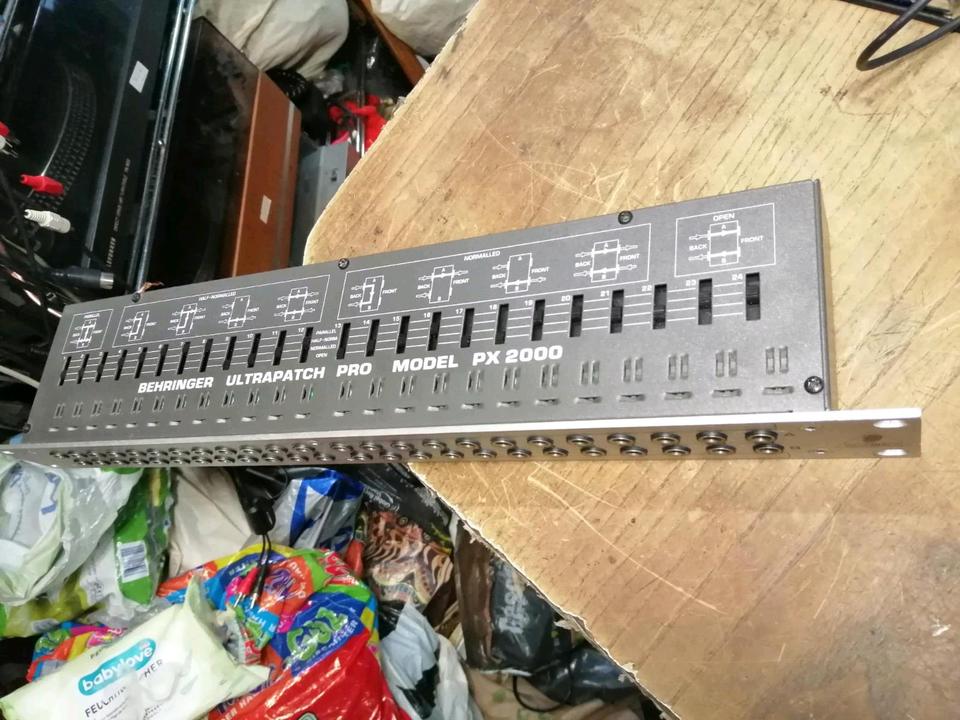 BEHRINGER Ultrapatch Pro PX2000, guter Zustand!!!
