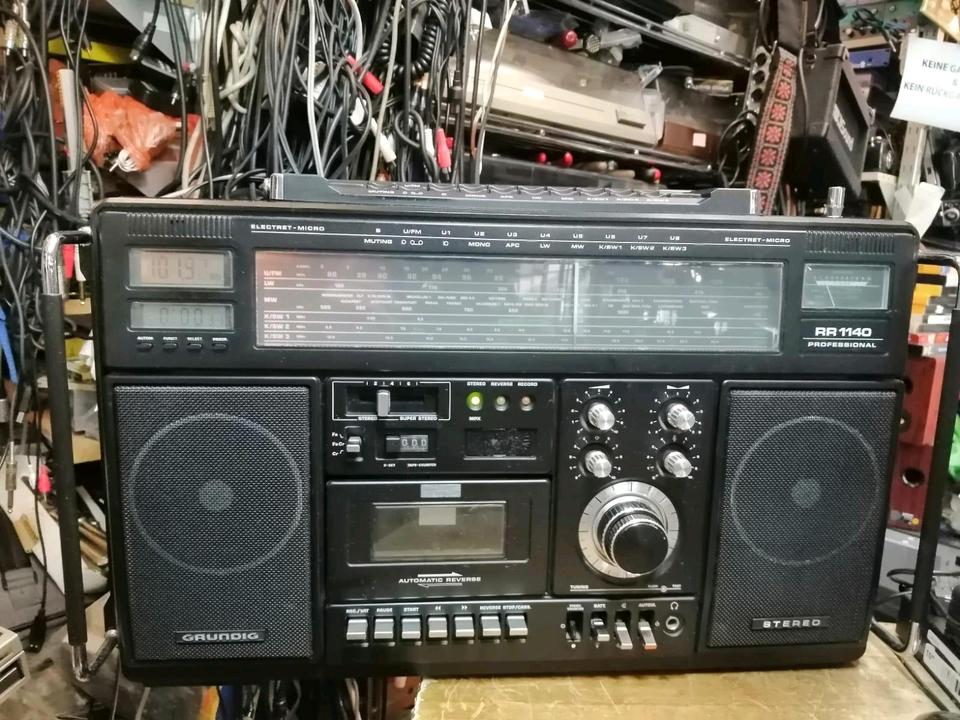 GRUNDIG RR1140 Professional, Radio-Cassetten-Recorder!!