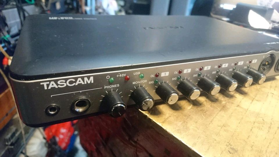 Tascam US-800 Audio/MIDI Interface, guter Zustand!!