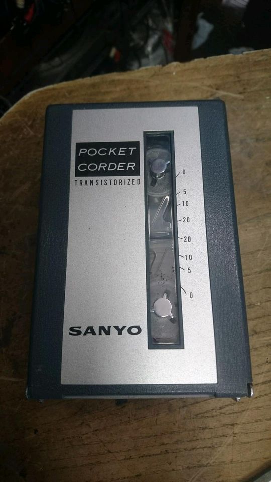 SANYO Pocket Corder MC-2, Mini-Tonbandgerät, DEFEKT!!!