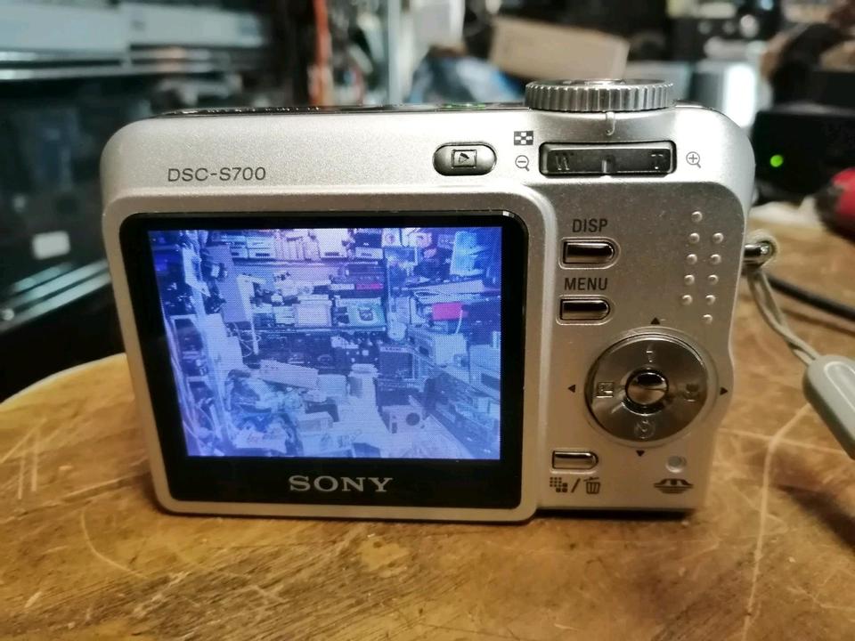 SONY DSC-S700, Digital-Kamera, OHNE Speicherkarte!!