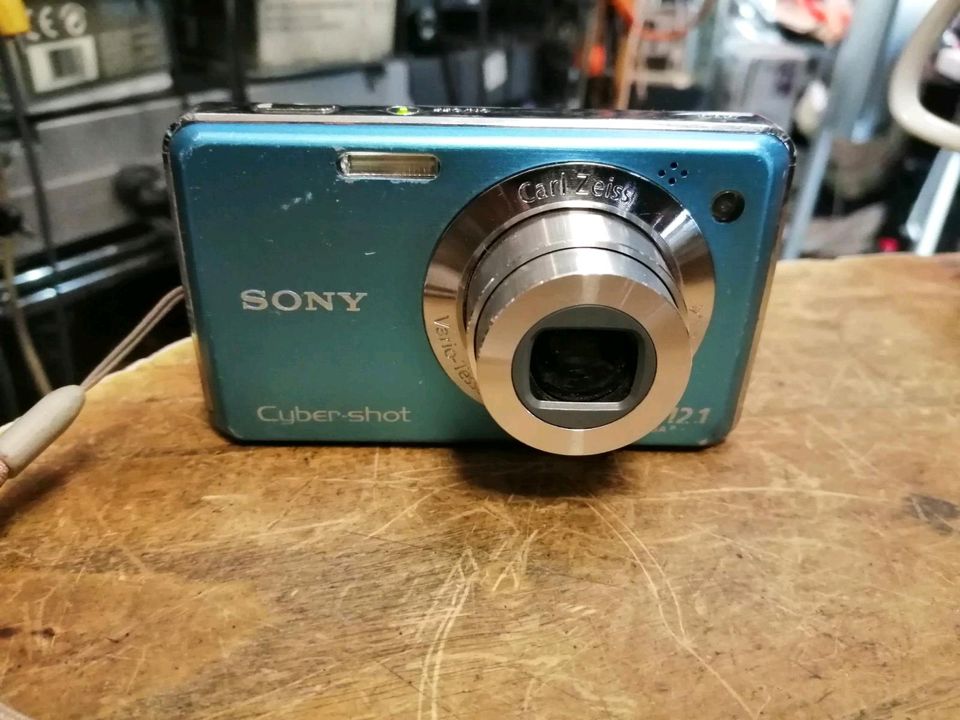 SONY Cyber-Shot DSC-W220, Digital-Kamera mit Zubehör!!