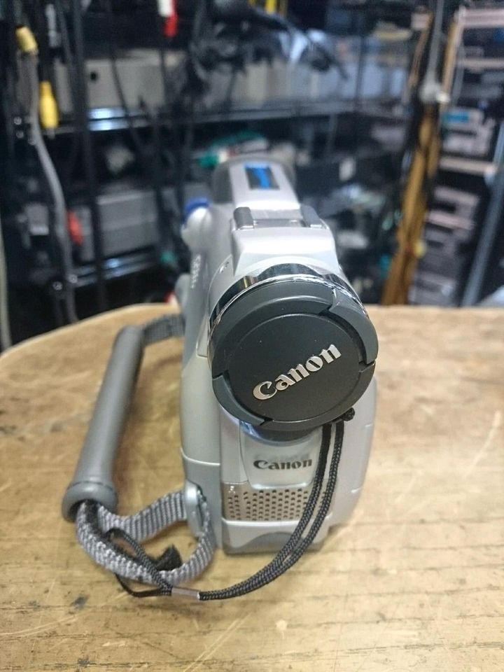 CANON DM-MV425 E, MiniDV-Videocamera mit Zubehör!!!