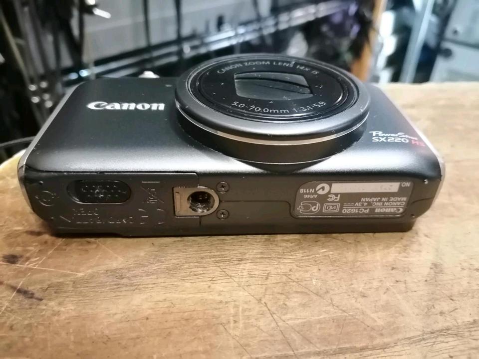 CANON PowerShot SX220 HS, Digital-Kamera mit Zubehör!!