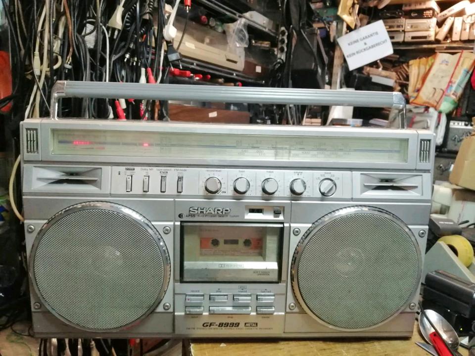 SHARP GF-8989, Radio-Cassetten-Recorder, etwas DEFEKT!!