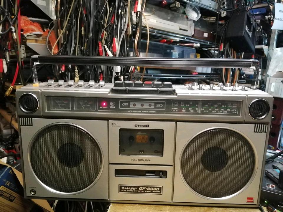 SHARP GF-9090H, Radio-Cassetten-Recorder, etwas DEFEKT!!!