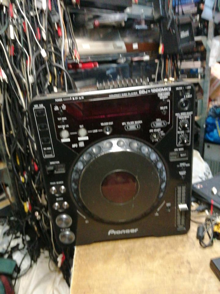 PIONEER CDJ-1000MK3, DJ-CD-Player, etwas DEFEKT!!!