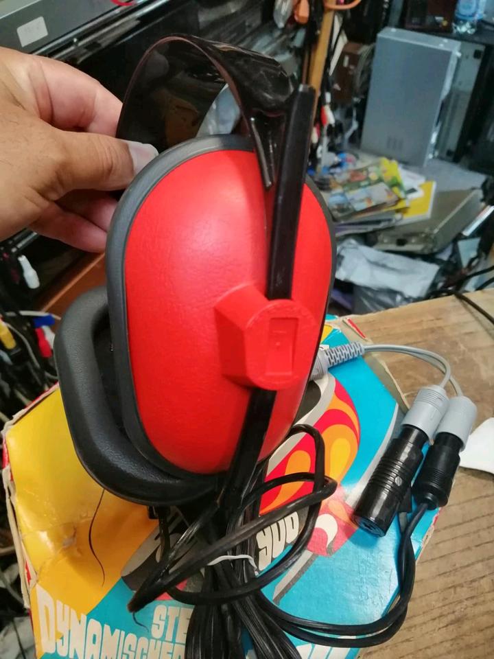 BEYERDYNAMIC DT900 Stereo Dynamic Headphones/Kopfhörer!