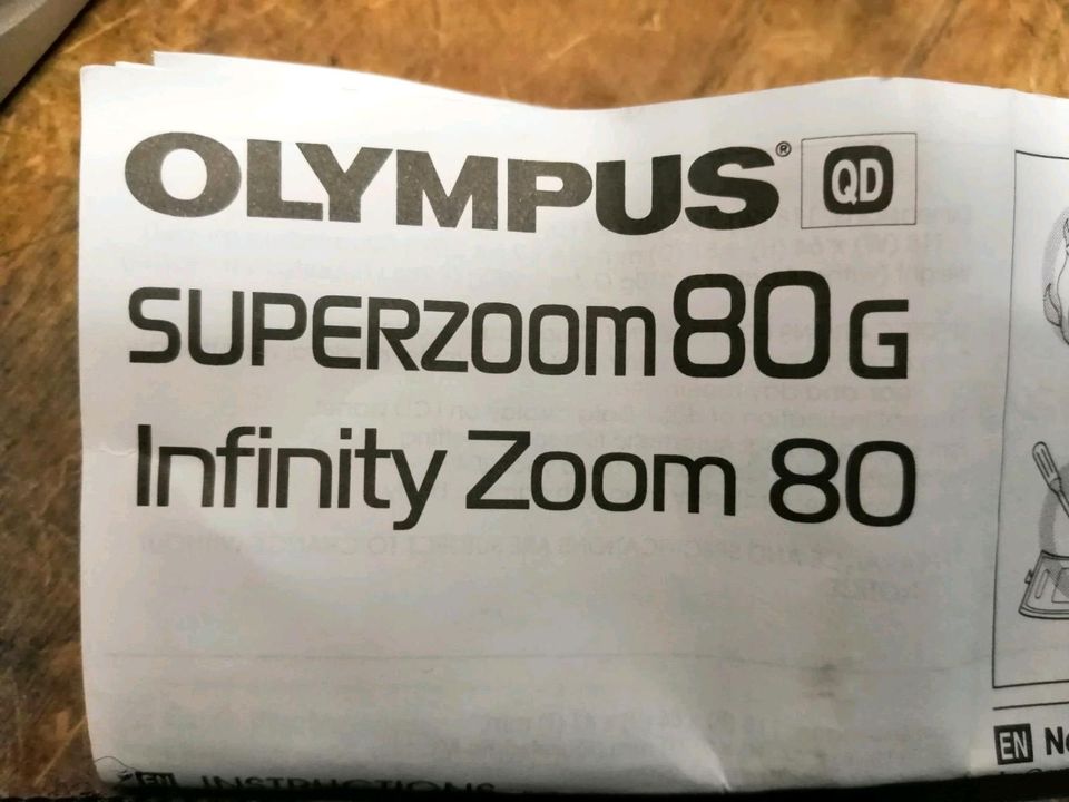 OLYMPUS SUPERZOOM 80G, Analog-Kamera!