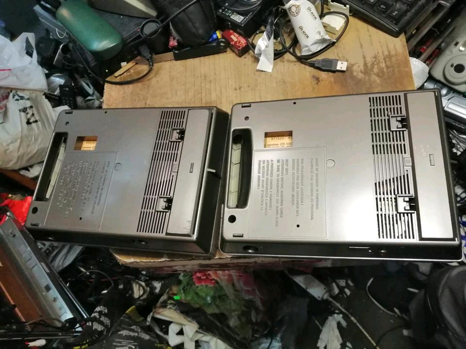 2 GRUNDIG CR590, Cassetten-Recorder, etwas DEFEKT!!!