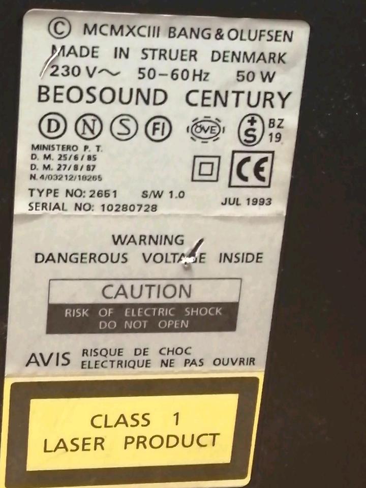 BANG & OLUFSEN BEOSOUND CENTURY Type: 2651 S/W 1.0, etwas DEFEKT!