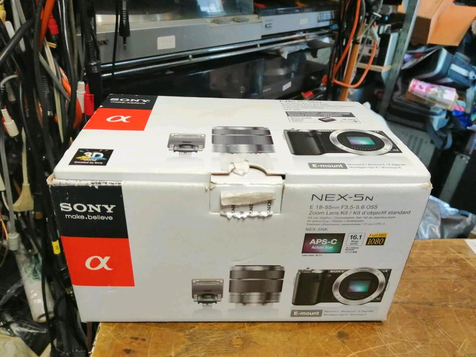 SONY Alpha NEX-5N, Digital-Kamera OHNE OBJEKTIV!! Zubehör!