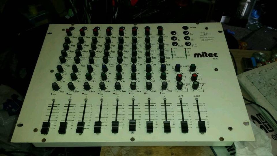 MITEC 802; 8-Kanal-Mixer mit Original-Adapter, toll