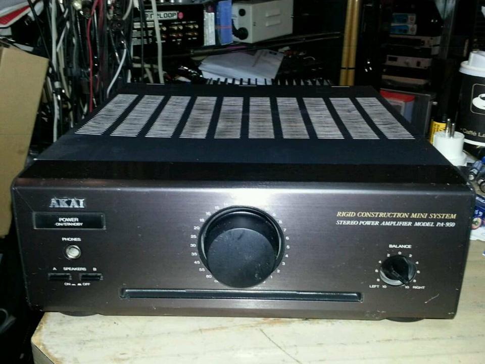 AKAI PA 950 Rigid Constrution Mini System; Amplifier