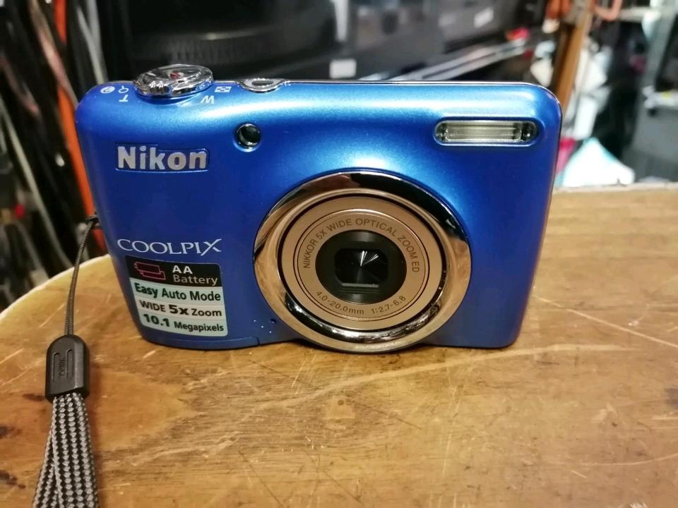 NIKON COOLPIX L23, Digital-Kamera, OHNE Speicherkarte!!