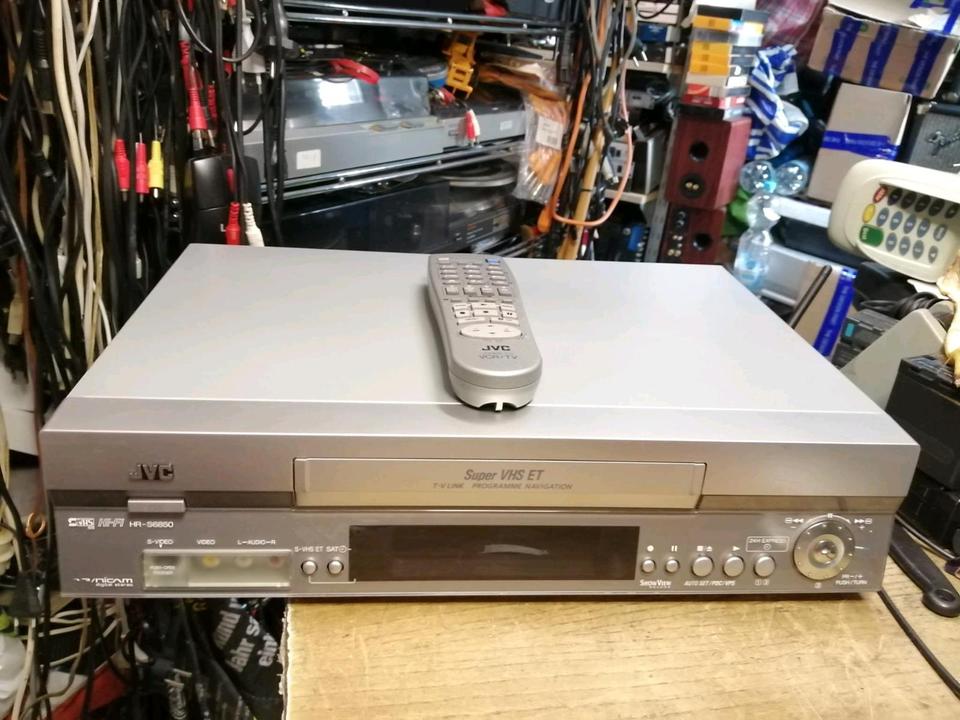 JVC HR-S6850EU, Videorecorder mit Original-Fernbedienung!!