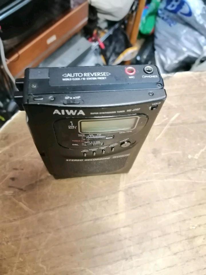 AIWA HS-J707, Walkman mit Batterie-Fach, DEFEKT!!!