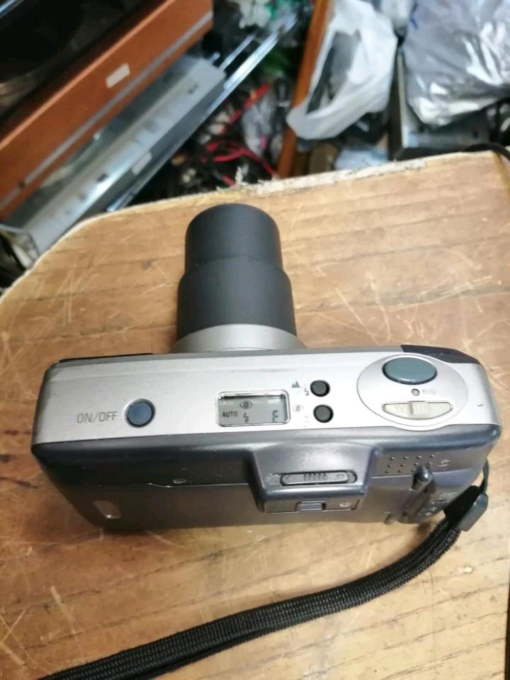 NIKON ZOOM 600 AF, Analog-Kamera, guter Zustand!!!