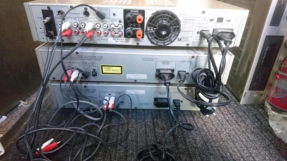 TECHNICS: SA-E10 Tuner/Amplifier, SL-E10 CD-Player und RS-E10 Cassetten-Deck