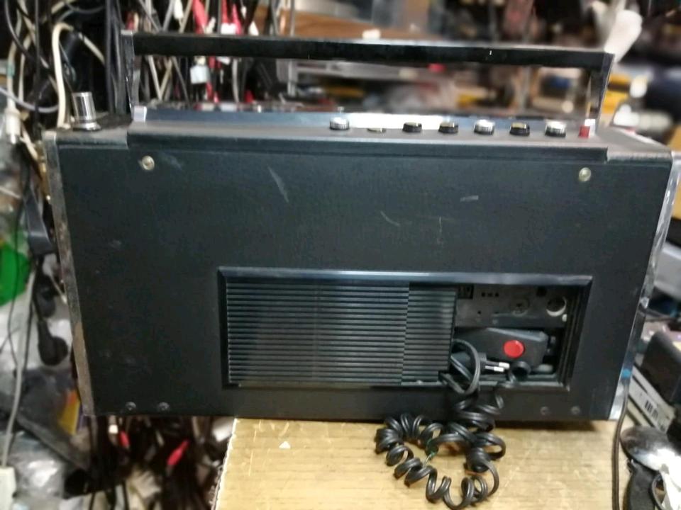 GRUNDIG Satellit Transistor 6001, Radio!!