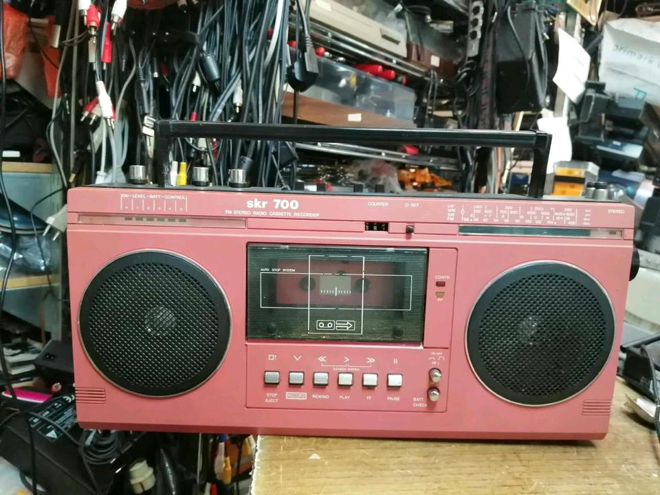 RFT SKR 700, Radio-Cassetten-Recorder, etwas DEFEKT!!