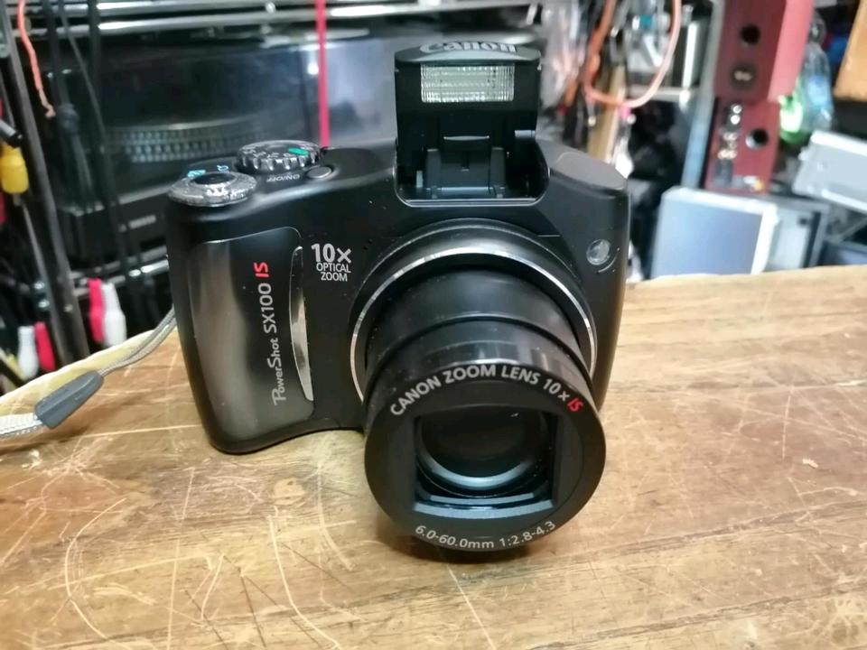 CANON PowerShot SX100 IS, Digital-Kamera OHNE Speicherkarte!!!