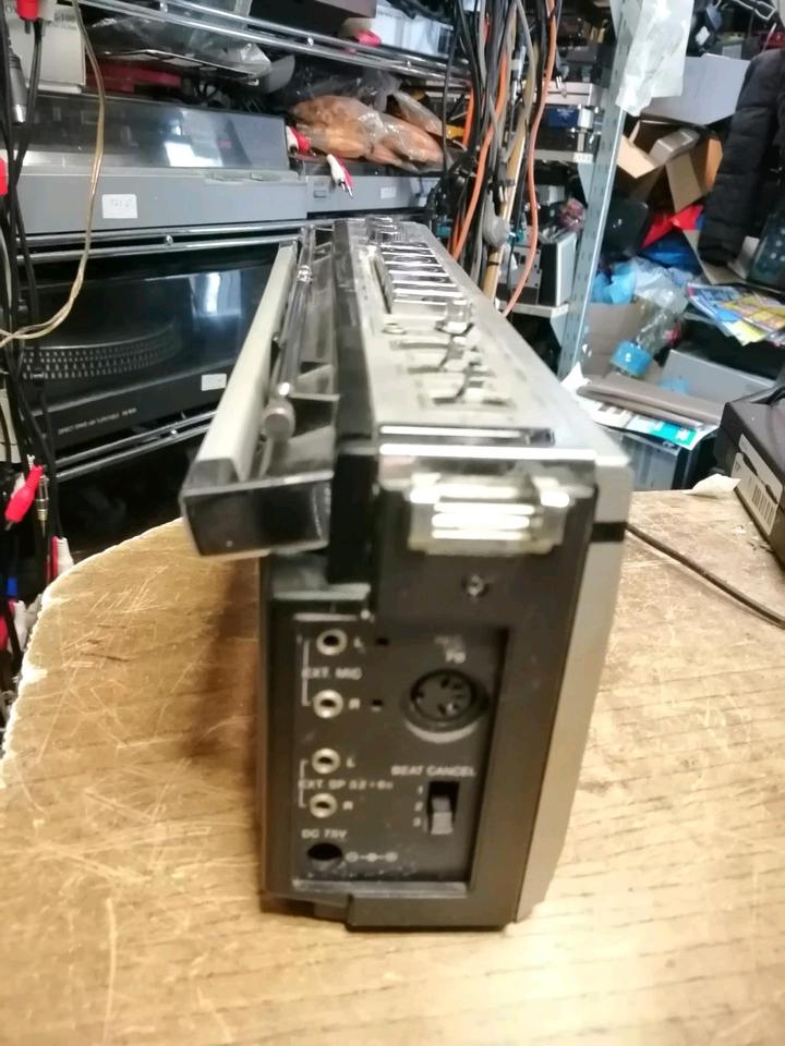 SANYO M7700LE, Radio-Cassetten-Recorder, guter Zustand!!