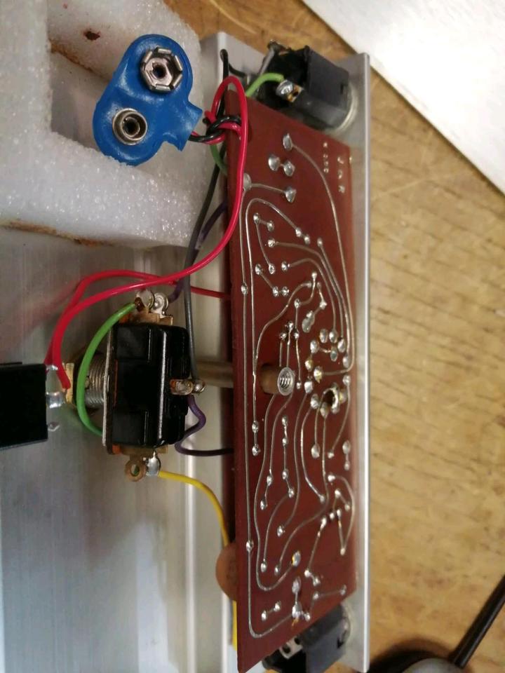 FENDER BLENDER 3 Knopf' 76, Effekt-Gerät OHNE Adapter!!!