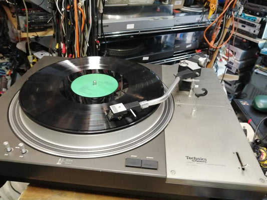 TECHNICS by PANASONIC SL-1100, Plattenspieler, guter Zustand!!