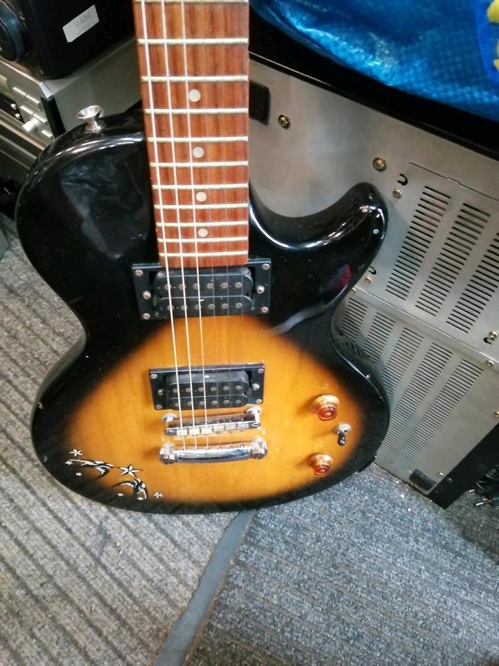 GIBSON Special Model von EPIPHONE, E-Gitarre mit 1 Tasche!!