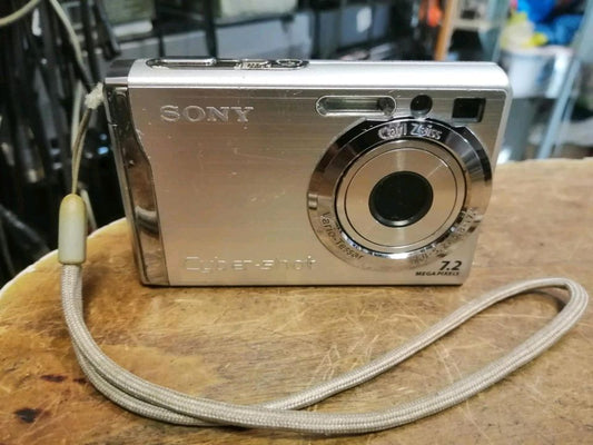 SONY SteadyShot DSC-W80, Digital-Kamera mit Zubehör!!!