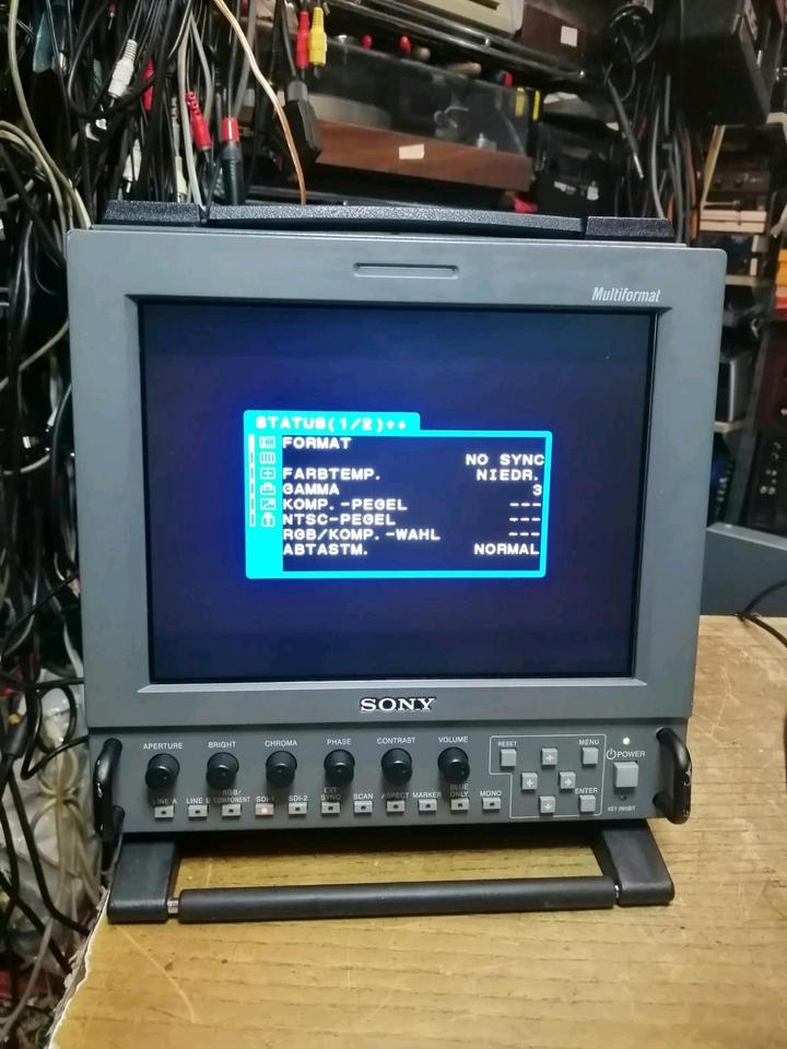 SONY LMD-9050, LCD-Monitor mit Adapter!!