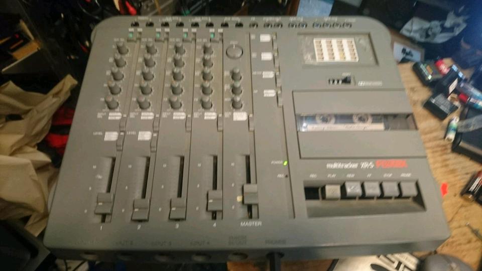 FOSTEX Multitracker XR-5, 4-Track Mixer