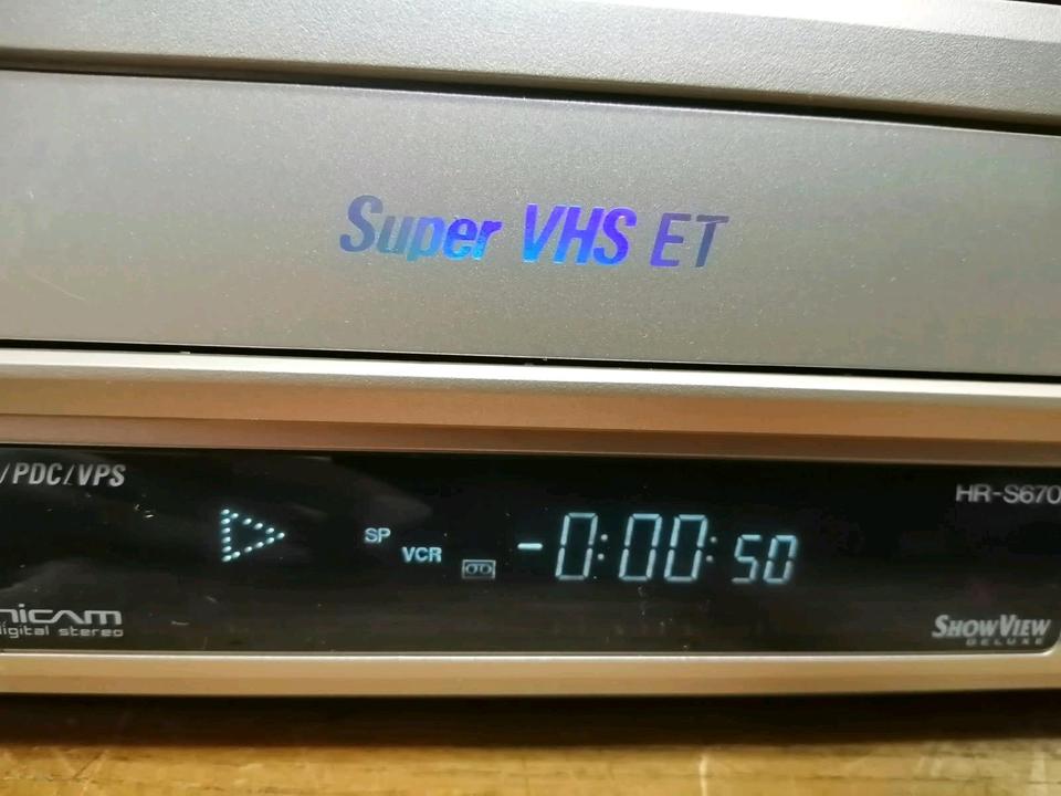 JVC HR-S6700EU, Videocassettenrecorder, guter Zustand!!