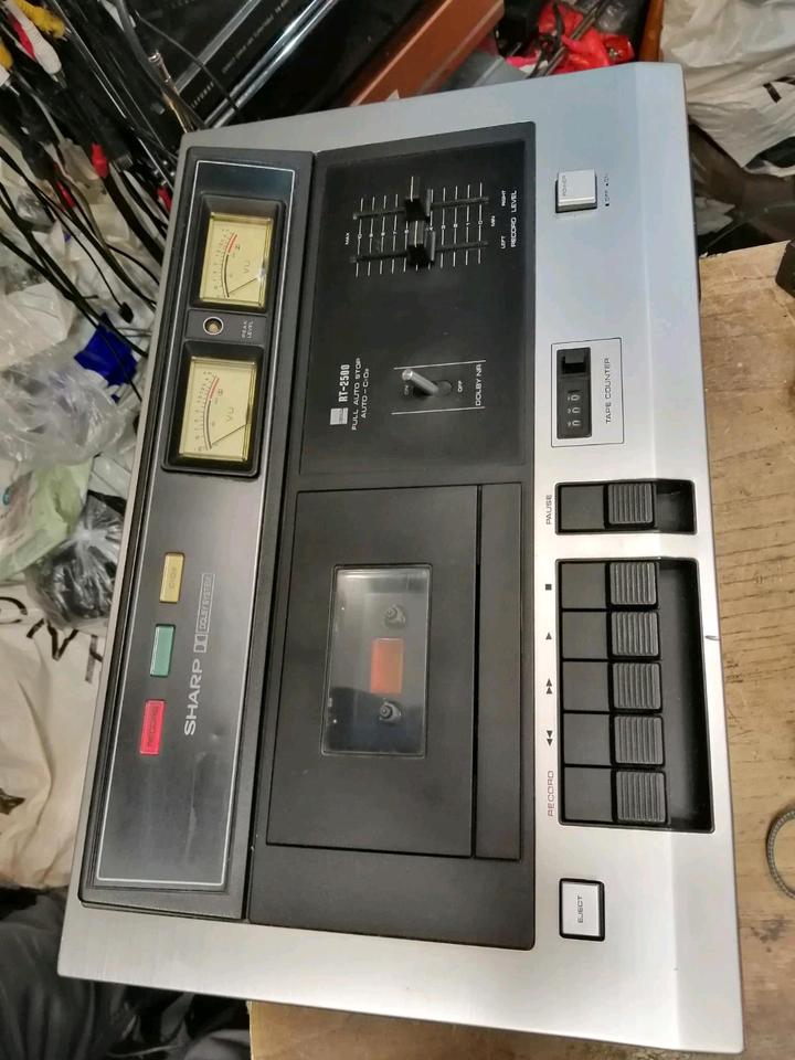SHARP RT-2500H, Stereo Tape Deck/Cassetten-Recorder, DEFEKT!!!
