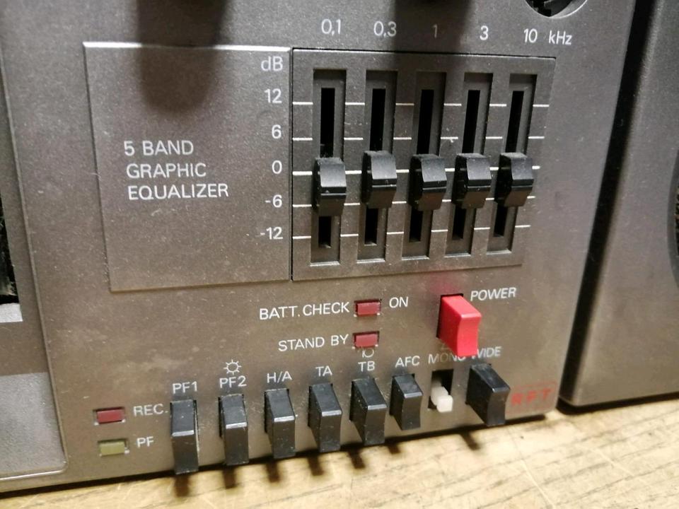 RFT AUDIO 145, Radio-Cassetten-Recorder, etwas DEFEKT!!!