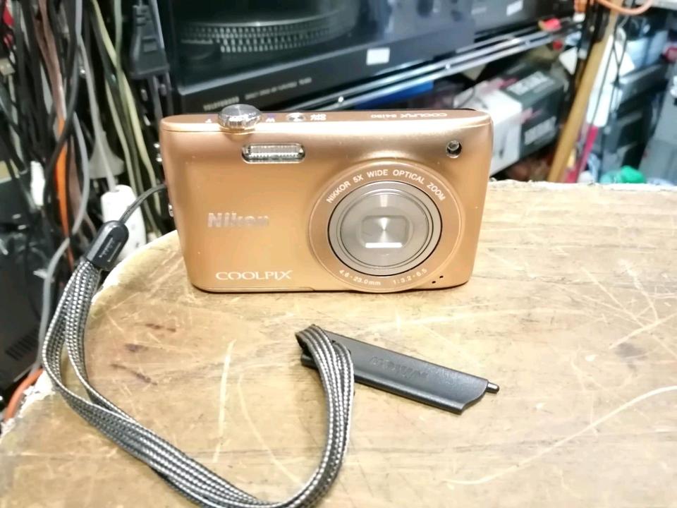 NIKON COOLPIX S4150, Digital-Kamera, OHNE Speicherkarte!!!