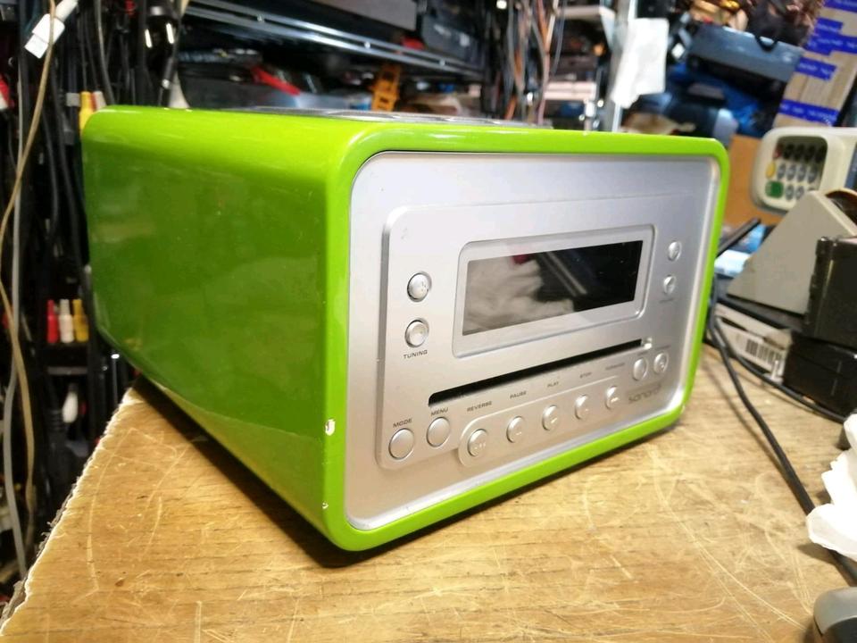 SONORO Cubqo AU-1310, CD/Mp3 RADIO, etwas DEFEKT!!!