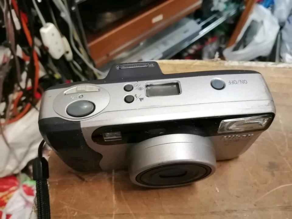 NIKON ZOOM 600 AF, Analog-Kamera, guter Zustand!!!