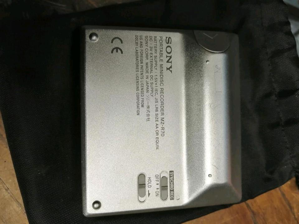 SONY MZ-R70, MD-Recorder + SONY RM-MZ3R + Kopfhörer!!!