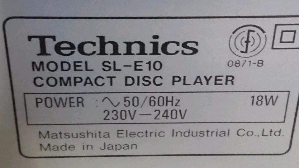 TECHNICS: SA-E10 Tuner/Amplifier, SL-E10 CD-Player und RS-E10 Cassetten-Deck