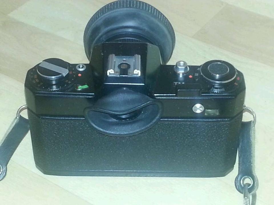 VOIGTLÄNDER VSL 1,analoge Camera mit Objektiv. Toll