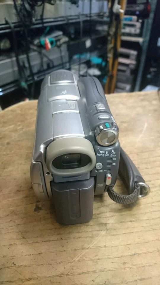 SONY DCR-DVD405E, MiniDVD-Videocamera, mit Zubehör!!