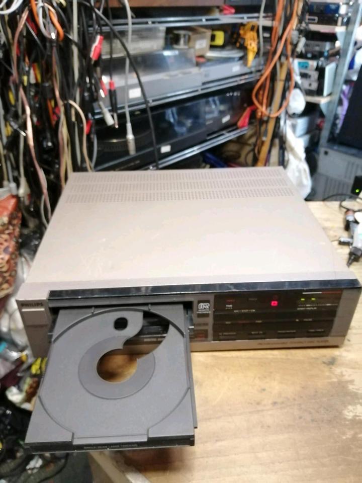 PHILIPS CD-150, CD-Player, DEFEKT!!!