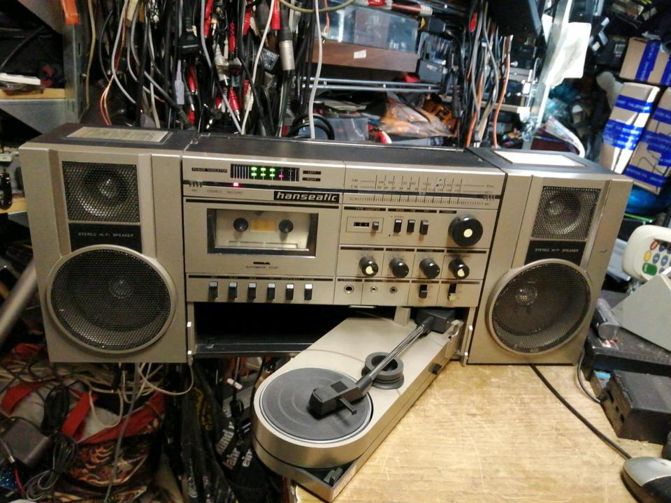 HANSEATIC Havauxes STPR4000, Ghettoblaster mit Plattenspieler!!!