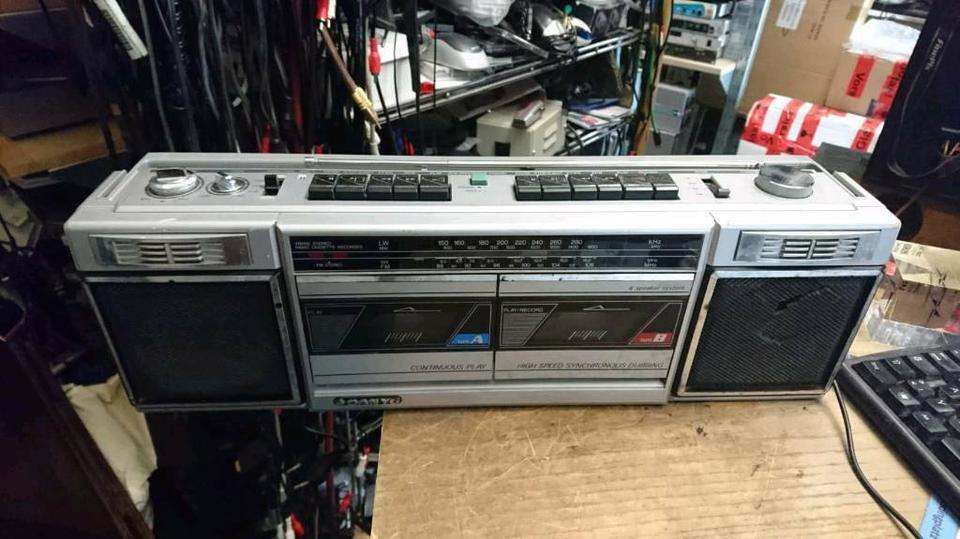 SANYO MW150L, Radio-Doppelcassetten-Recorder, etwas DEFEKT!!