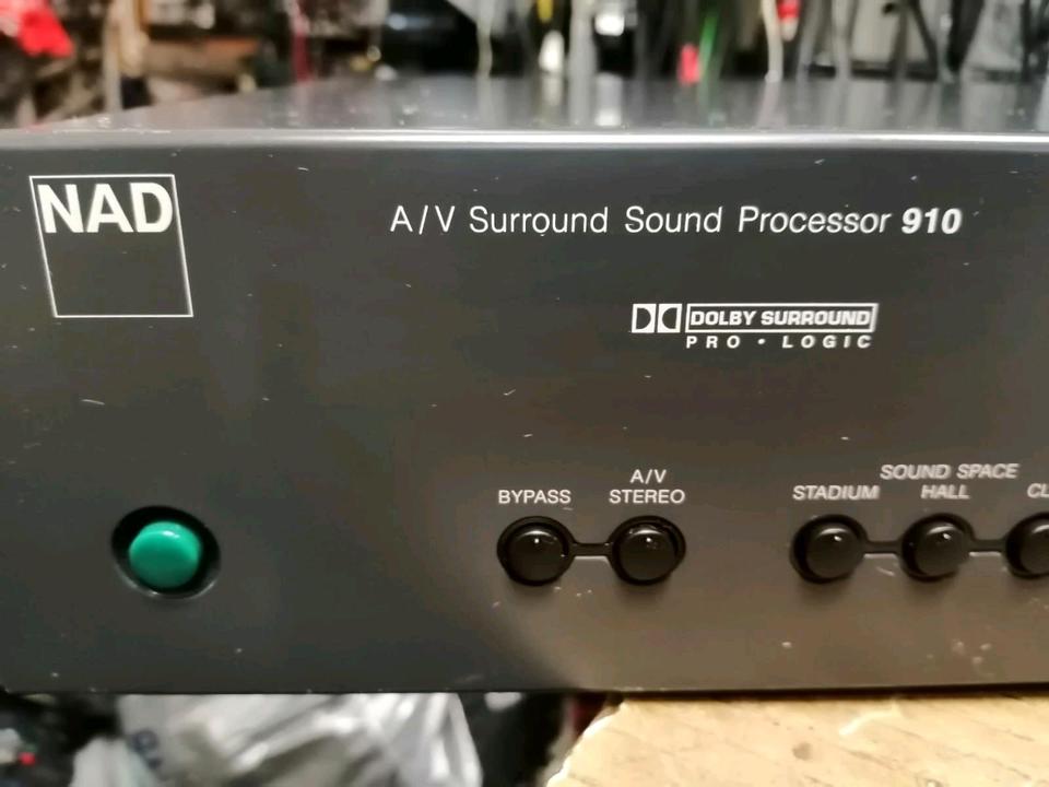 NAD A/V Surround Processor 910, guter Zustand!!!