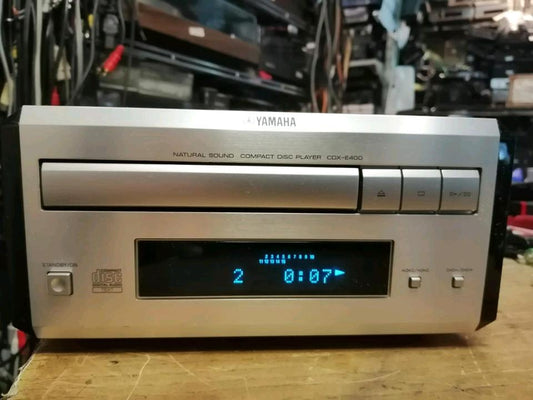 YAMAHA CDX-E400, CD-Player, OHNE Fernbedienung, guter Zustand!!